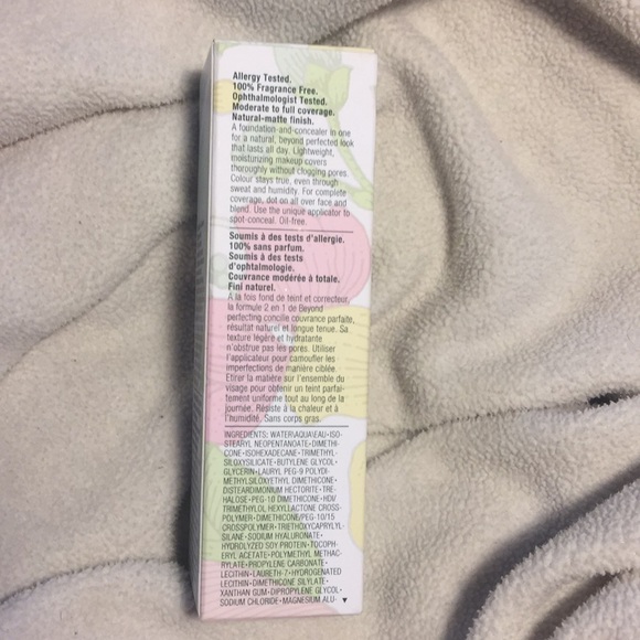 Clinique beyond perfecting foundation + concealer - Picture 5 of 5